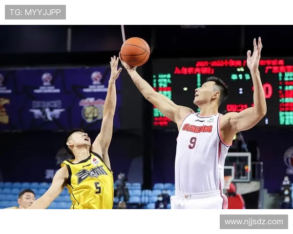 杭州篮球队实力强劲荣登全国第九名引发热议 杭州篮球队实力强劲荣登全国第九名引发热议