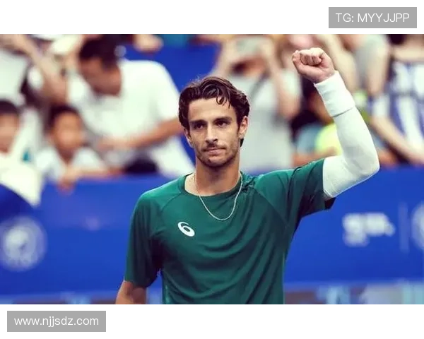 杭州网球队在欧锦赛积分榜上以71分稳居第一名展现强劲实力 杭州网球队在欧锦赛积分榜上以71分稳居第一名展现强劲实力