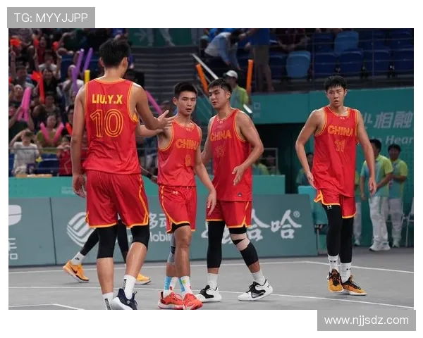 杭州篮球队在邀请赛中以84分高居积分榜首位展现强劲实力