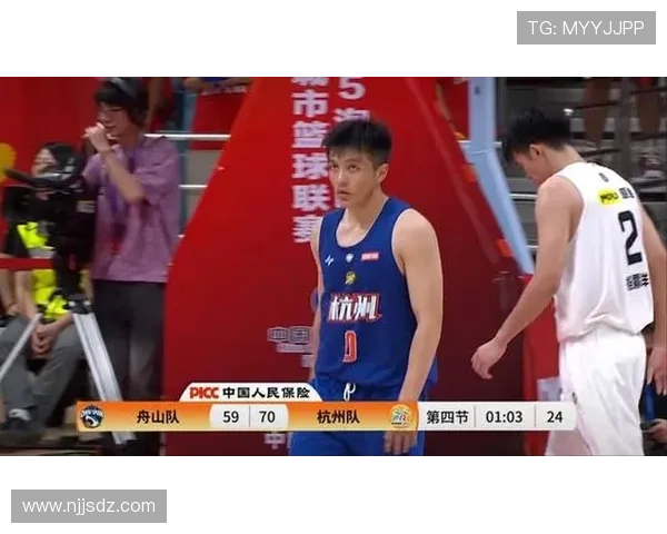 杭州排球队以74分稳居锦标赛积分榜首位展现强劲实力 杭州排球队以74分稳居锦标赛积分榜首位展现强劲实力